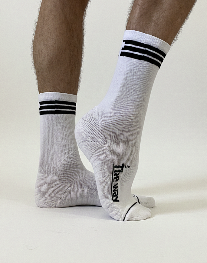 CREW 4 Pair Bundle: Endurance Socks (WHITE) - FREE Shipping and Washbag