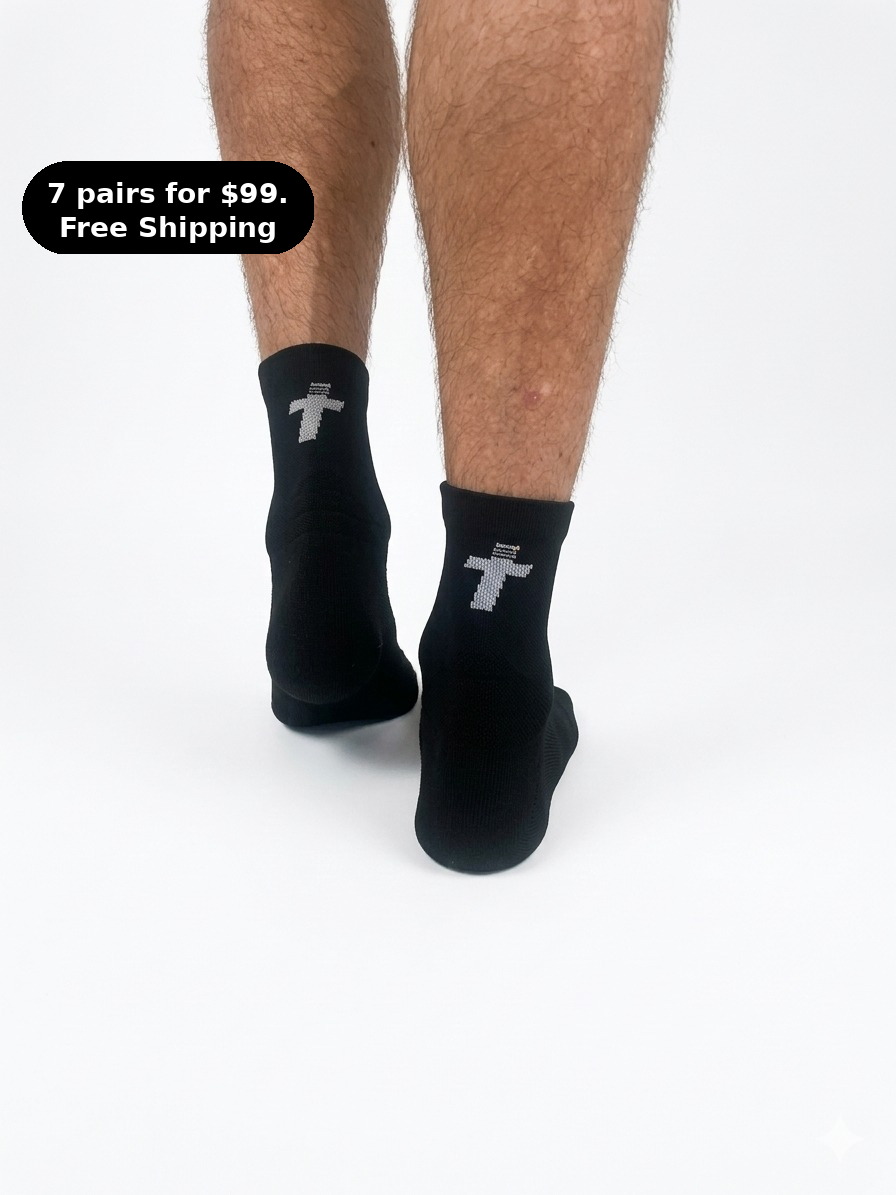 QUARTER CREW: Endurance Socks - BLACK & WHITE. Max Cushion & Compression