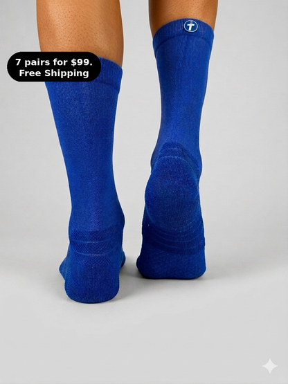 BLUE CREW: Endurance Socks. Medium Cushion