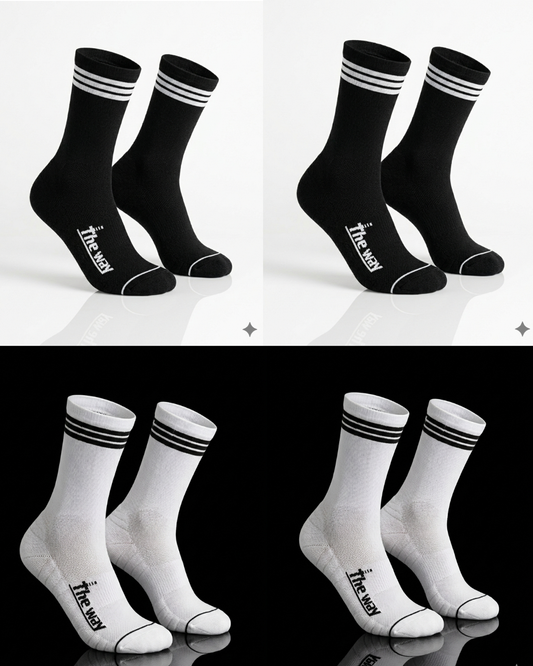 CREW 4 Pair Bundle: Endurance Socks - Mixed Colours (2 BLACK / 2 WHITE) - FREE Shipping and Washbag